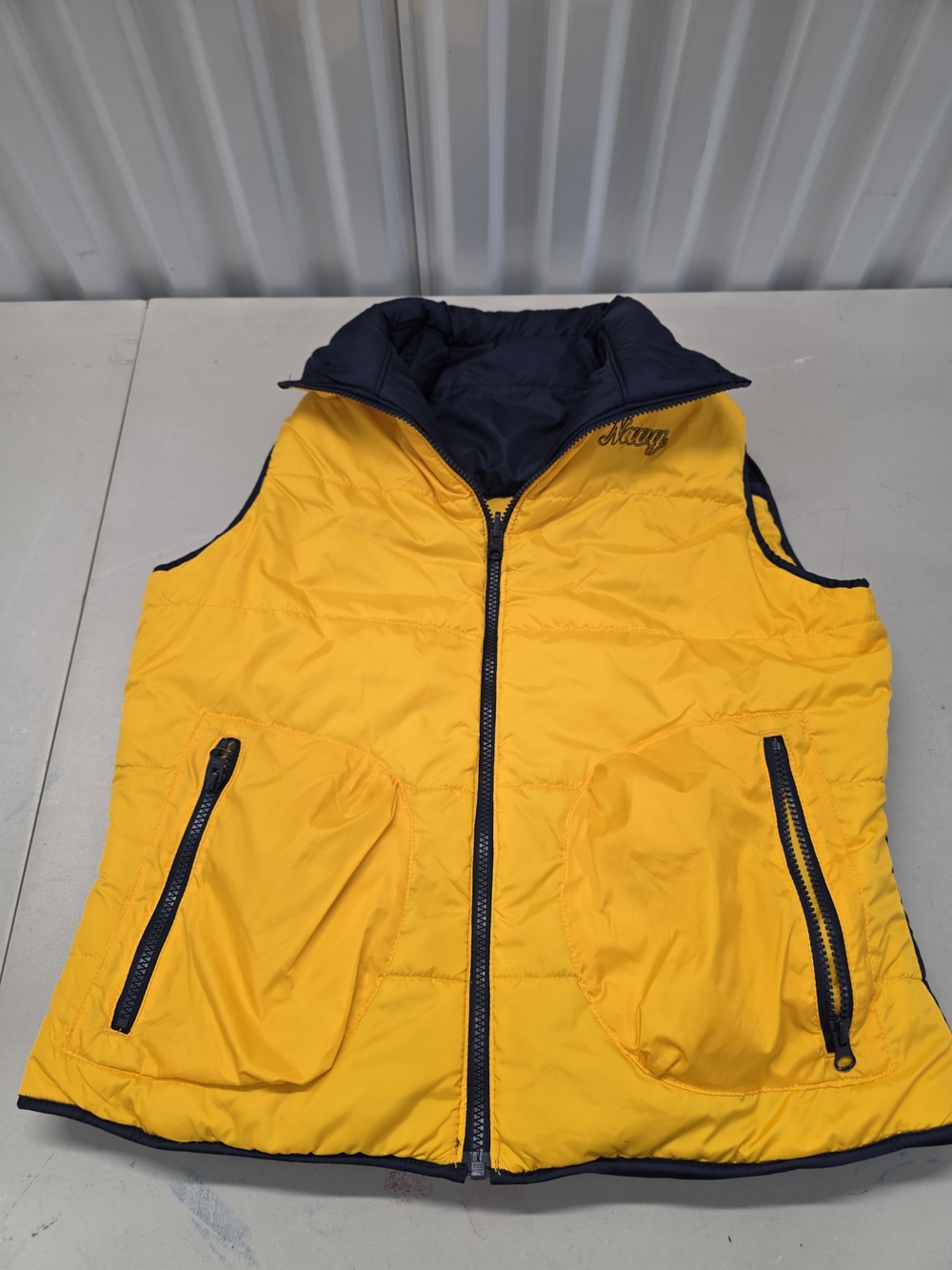 Columbia US Navy Reversible Vest Men's Medium Yellow Navy Blue Puffer Insulated